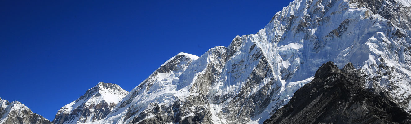 Panorama-unterwegs-im-EVEREST-GEBIET-NEPAL-C209