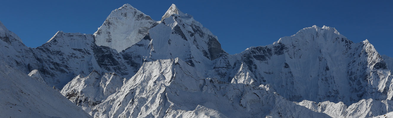 Panorama-EVEREST-GEBIET-NEPAL-C205