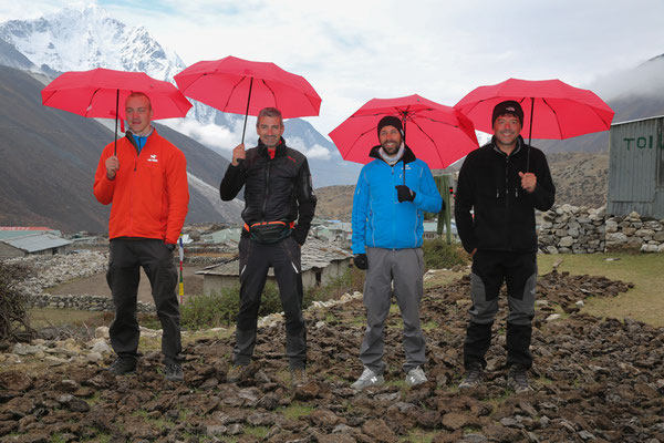 Trekkingschirme_EUROSCHIRM_Nepal43