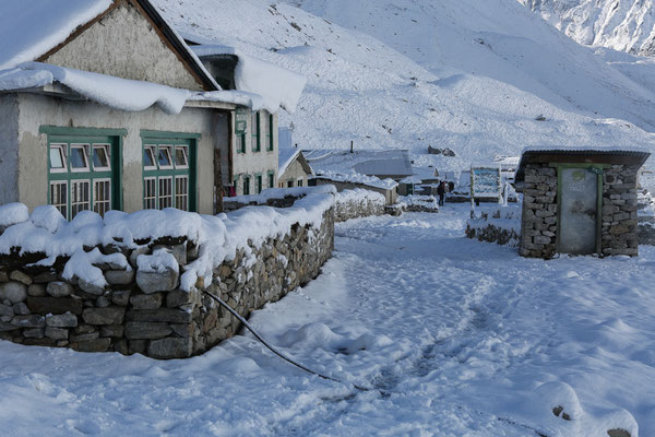 Nepal-Everest-Solo-Khumbu-Rueckweg-Lodge-D753