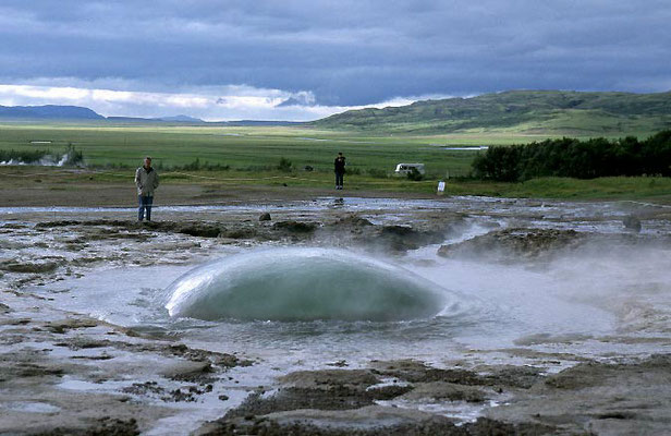 Geysir-Strokkur-Reisefotograf-Unterwegs-ISLAND-1-Tour-H554