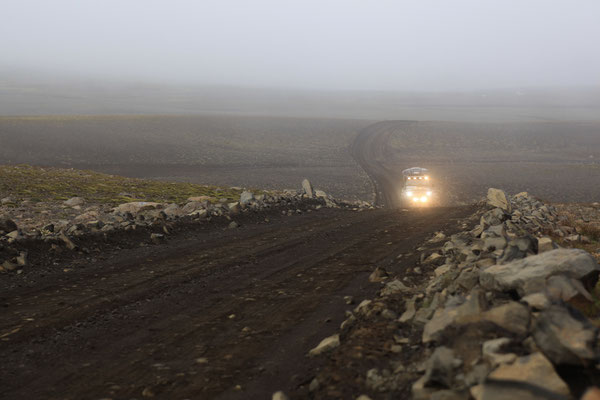 Unterwegs-Pisten-Nebel-ISLAND-3-1-Tour-G209