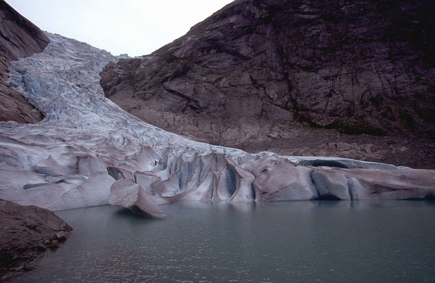 Briksdalsbreen-Gletscher-Nationalpark-Norwegen-Tour-H848