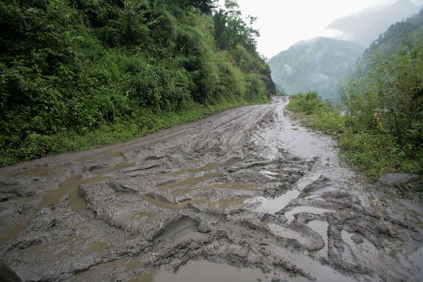 starker-Regen-Upper-Mustang-Nepal-D941