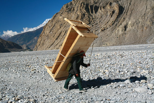 Trekking-Tour-Der-Fotoraum-Mustang-Nepal-E870