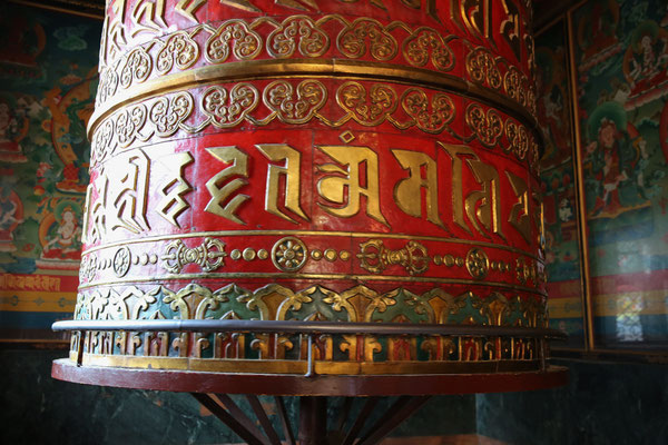 Gebetsmuehle-Tempel-Kloester-Buddhismus-Nepal-B602