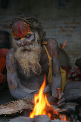 Sadhus-Pashupathinath-Kathmandu-F184