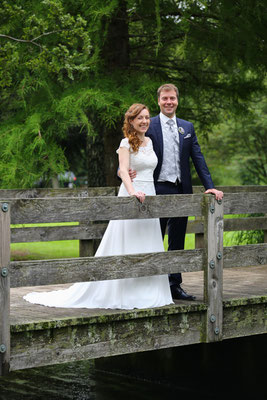 Hochzeitsfotograf-Eure-Hochzeit-neugierig-N200