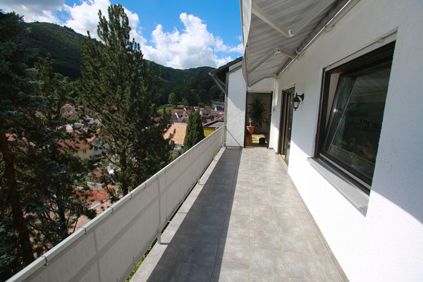 Immobilienfotograf-Juergen-Sedlmayr-Balkon-N352