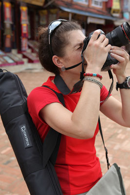 Fotozubehoer-Unterwegs-Abenteurer-Lowepro-Manuela-B089