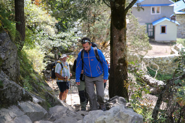 Nepal-Everest-Solo-Khumbu-Trek-Gruppe-D551