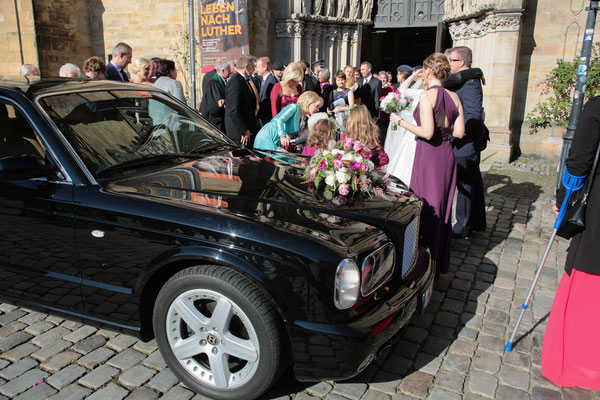 Hochzeitsfotograf-Eure-Hochzeit-neugierig-N210