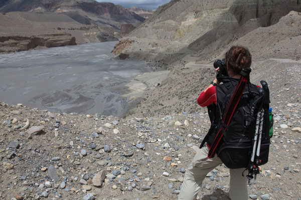 Fotozubehoer-Unterwegs-Abenteurer-Lowepro-Manuela-B088