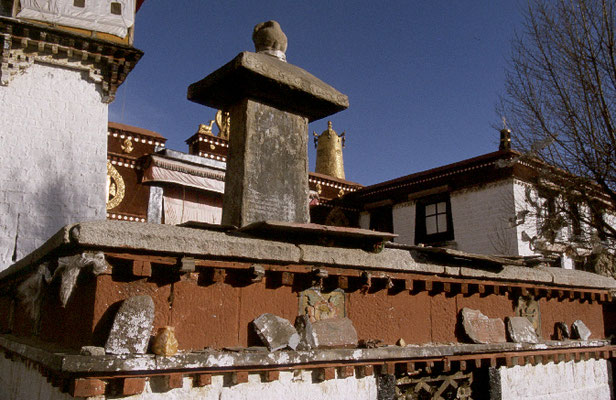 Kloster-Unterwegs-Tibet-Jeep-Tour-F622