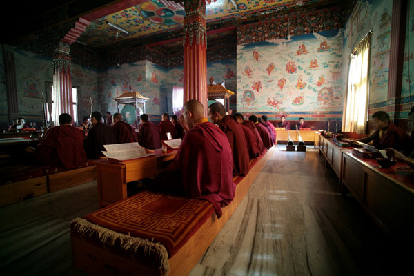 Nepal-Tempel-Kloester-Buddhismus-Expedition-Adventure-B526