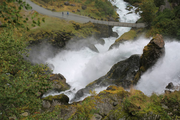 Norwegen-unterwegs-Land-Rover-Juergen-Sedlmayr-C370