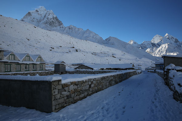 Nepal-Everest-Schnee-Minus-18-Grad-D736