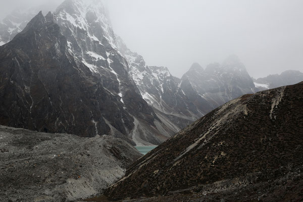 Everest-Schnee-kalt-Gruppe-D681