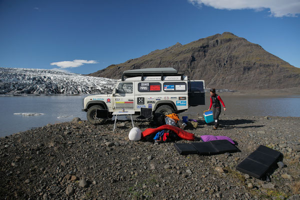 Land-Rover-Abenteuer-Offroad-Island-C001