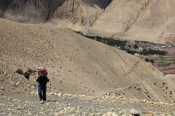 Trekkingtour-Unterwegs-Koenigreich-Upper-Mustang-Nepal-E377