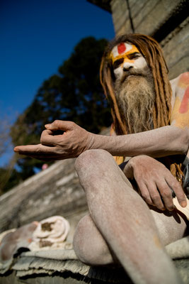 Sadhus-Pashupathinath-Kathmandu-F166