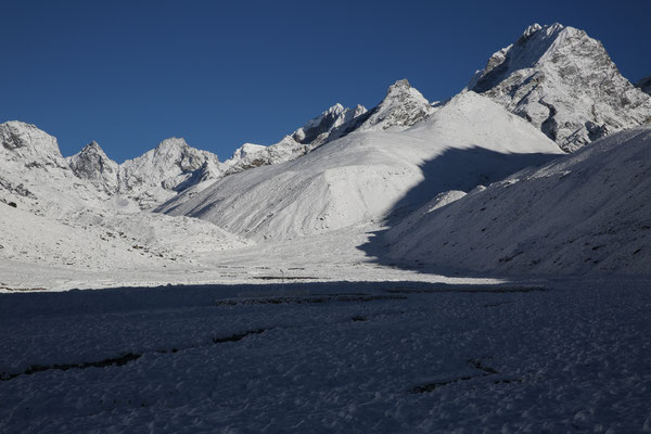 Nepal-Everest-Schnee-Minus-18-Grad-D737