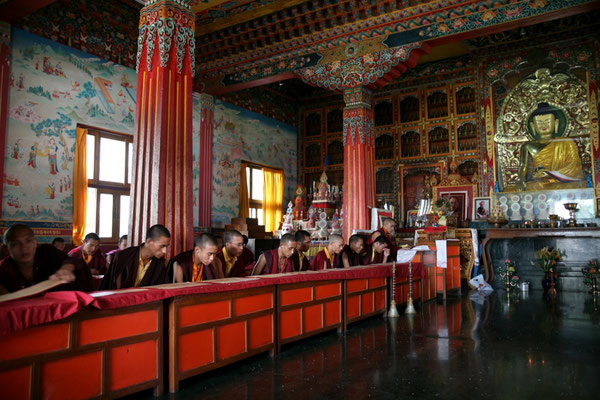 Nepal-Tempel-Kloester-Buddhismus-Abenteurer-B544