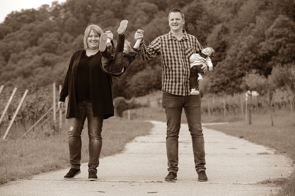 Familienshooting-Sepia-Fotos-M265