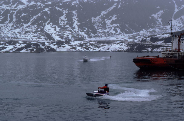 Wasserski-Unterwegs-Groenland-Tour-J076