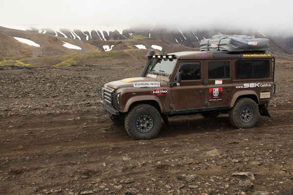 Hochland-Unterwegs-Landy-ISLAND-3-2-Tour-G600