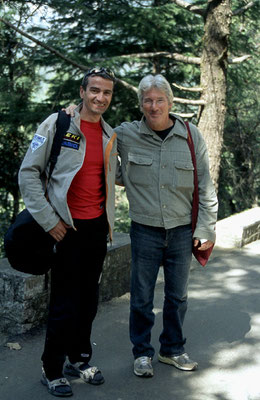 Richard-Gere-Juergen-Sedlmayr-Dharamsala-Indien-Jeep-Tour-F840