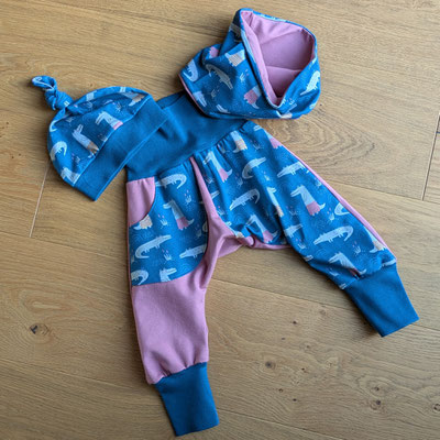 Achtung Krokodile,  Größe 2, Mütze oder Loop zzgl. je 8 Euro