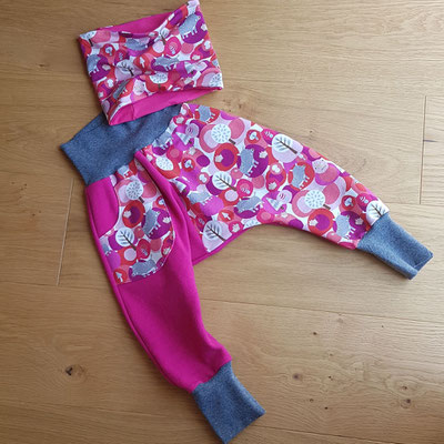 Wilde Schweinchen dunkelgrau, Größe 3, dickerer BW-Jacquard, 28 €, Loop dazu zzgl. 8 €