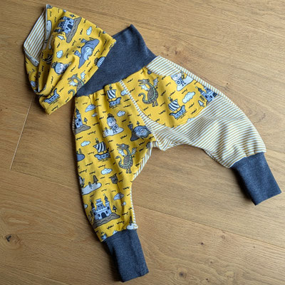 Bei den Rittern grau, Größe 2, Loop zzgl. 10 Euro