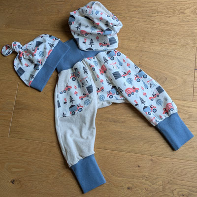 Ameisen bei der Arbeit, Größe 2, Mütze oder Loop zzgl. je 10 €
