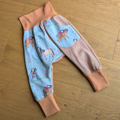 Pony0liebe, Größe 3, Jersey Cordoptik, 28 €