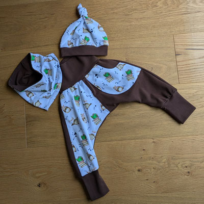 Leseeule, Größe 2, Mütze oder Loop zzgl. je 8 Euro