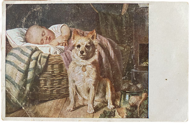 Alte Postkarte mit dem Titel "Der gute Freund" von E. Felix. Sie zeigt einen schlafenden Säugling in einem Weidenkorb, vor ihm sitzt der wachende Spitz