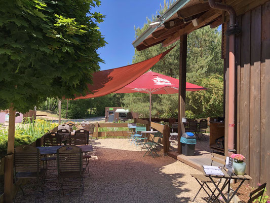 MARKTBISTRO auf Naturcamping Zwei Seen