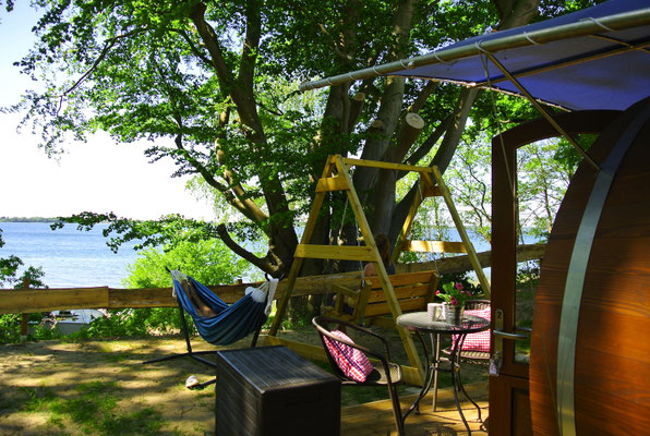 ZweiSeen.de: Seefässer - Glamping direkt am See