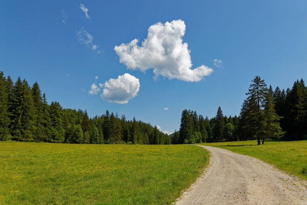 Landschaft mit Wolken