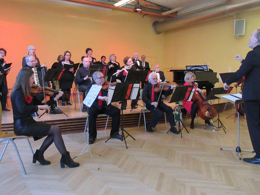Stammchor der Liedertafel Ettlingen mit Salonorchester Intermezzo