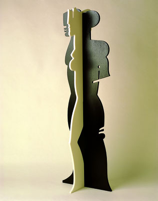 Ermafrodite, 1980, multistrato marino e Corian ritagliato a pantografo, cm 121x41x32. Collezione Privata.