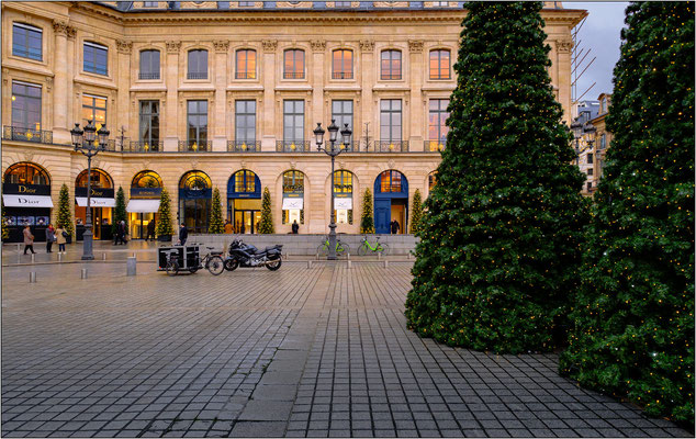 Addobbi natalizi in Place Vendôme - © Massimo Vespignani