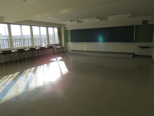 204教室