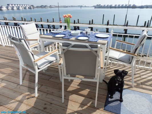 Terrasse Erdgeschoss