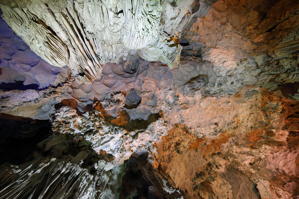 Thien Cung Cave in der Halong Bucht