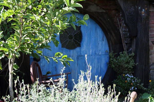 Hobbiton Movie Set