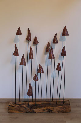 "Ivresse" exposition "In Vino Véritas" à l'ancien presbyrère, Moustiers Sainte Marie, jusqu"au 11 novembre.