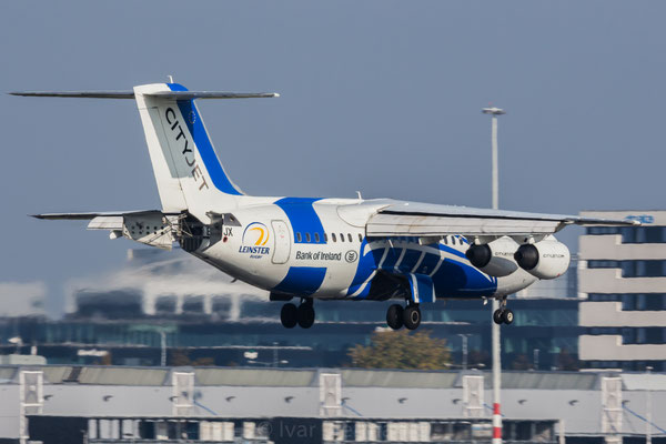 City \jwt Avro RJ100, Leinster Rugby livery